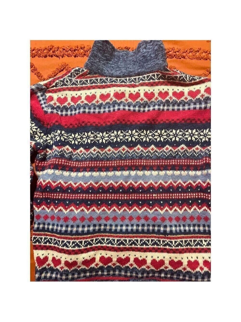 Heirloom  Collectibles sweater. Hearts, squares and diamonds. Size medium. - Picture 15 of 16
